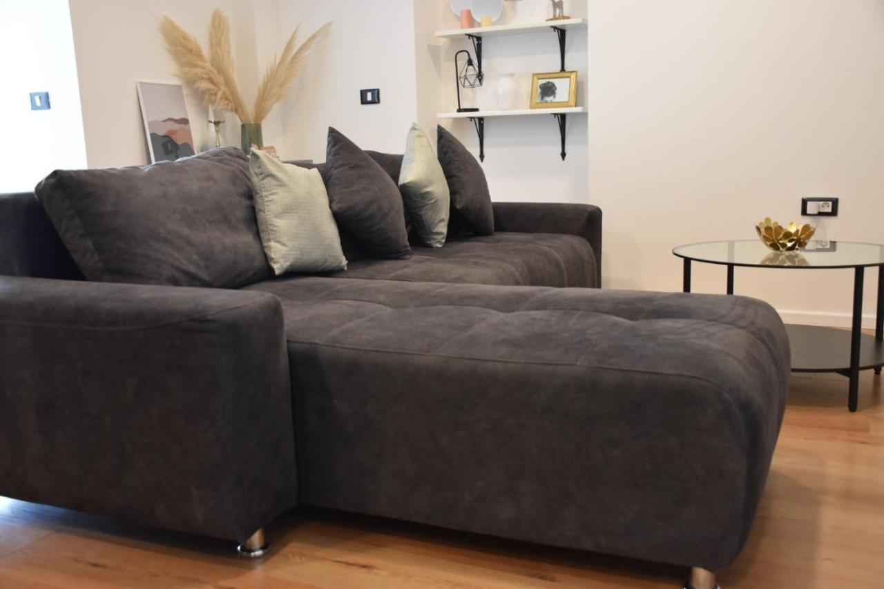 Apartman Lucana Appartement Tribalj Buitenkant foto
